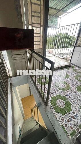 Nhà nhỏ 1 tret 3 lầu tdt 48 m đường số 6 hbp thủ đức