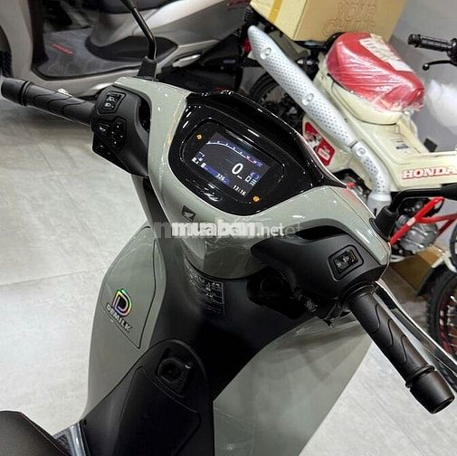 Honda SH160i ABS 2026 Xám 300 km