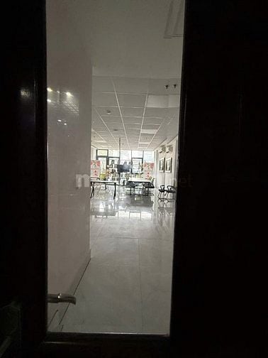 Cho thuê tòa nhà làm văn phòng khu Lê Quang Định giao Nơ Trang Long