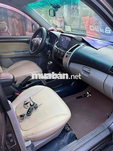 Pajero Sport máy dầu số at zin chất đẹp 7 chỗ