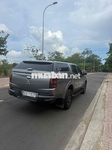 Mitsubishi Triton 2017 Xám 140000 km