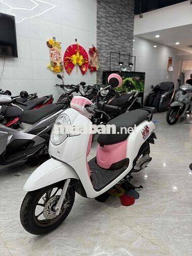 Honda Scoopy 2019 Trắng hồng