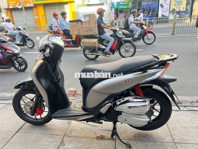 Honda SH mode 2016 Bạc Đã qua sử dụng
