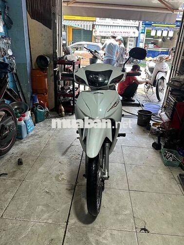 Honda Xe máy màu Trắng