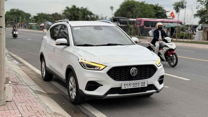 MG ZS STD 2023 Trắng Lướt 24 nghìn km