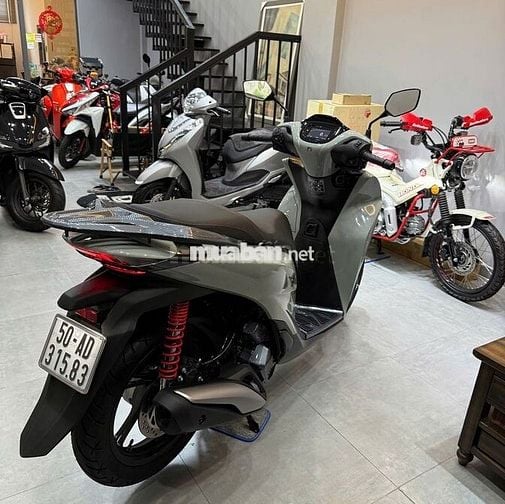 Honda SH160i ABS 2026 Xám 300 km