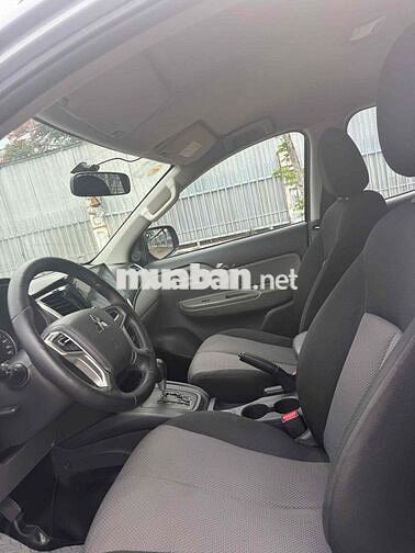 Mitsubishi Triton 2017 Xám 140000 km