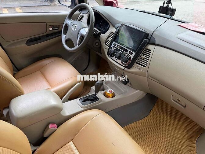 Toyota Innova 2014 số at fom mới zin chất đẹp