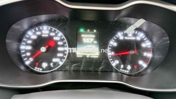 MG ZS STD 2023 Trắng Lướt 24 nghìn km