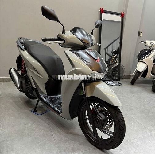 Honda SH160i ABS 2026 Xám 300 km