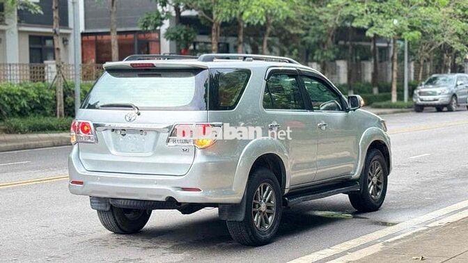 Toyota Fortuner 2013 máy xăng 1 cầu cực chất đẹp