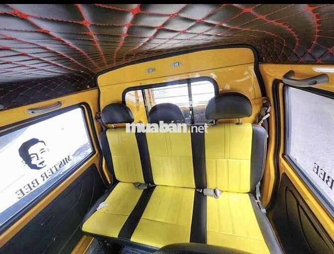 Kenbo Van 5 chỗ màu Vàng, Đen