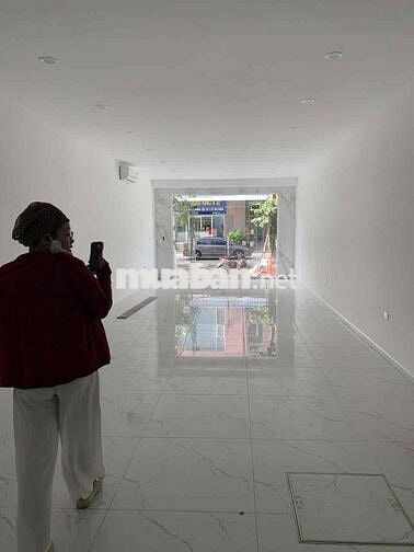cho thuê liền kề 100m2 x 5 tầng thang máy kđt xuân phương