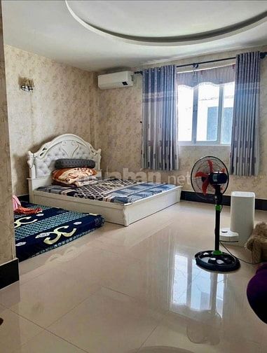 Bán gấp nhà 1 lầu 6x20 ngay chợ phú lợi đang cho thuê 20tr/tháng 850tr