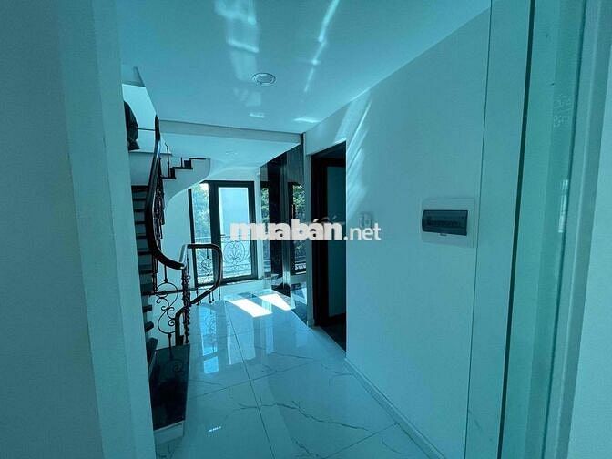 cho thuê liền kề 100m2 x 5 tầng thang máy kđt xuân phương