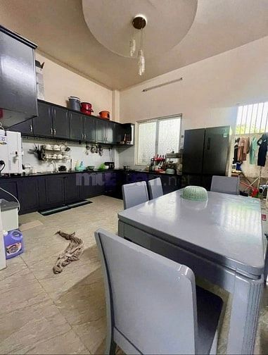 Bán gấp nhà 1 lầu 6x20 ngay chợ phú lợi đang cho thuê 20tr/tháng 850tr