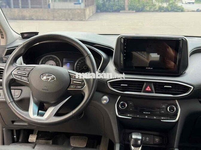 Hyundai SantaFe 2018 Tiêu Chuẩn Đen