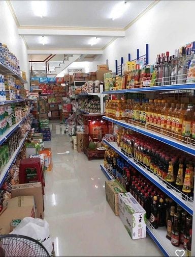 Bán gấp nhà 1 lầu 6x20 ngay chợ phú lợi đang cho thuê 20tr/tháng 850tr