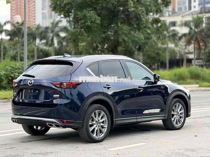 Mazda CX-5 2022 Premium 2.0 AT 36000 km Xanh
