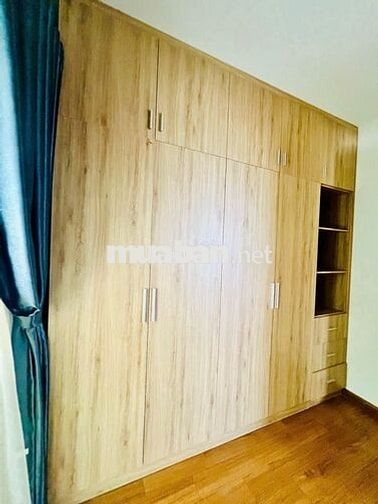 Căn 2PN Đầy đủ nội thất Cần bán; Chỉ 2,150 tỷ. LH Hương Xem nhà.