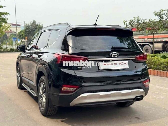 Hyundai SantaFe 2018 Tiêu Chuẩn Đen