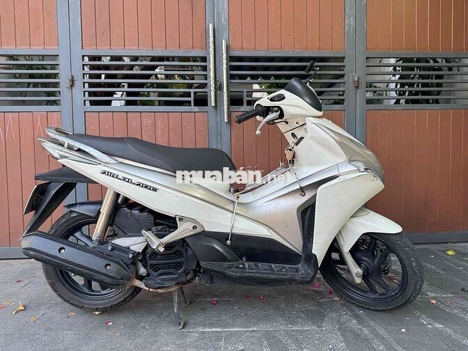 Honda Air Blade Trắng 92577 km