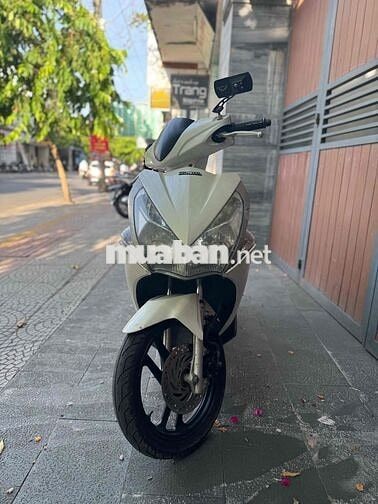 Honda Air Blade Trắng 92577 km