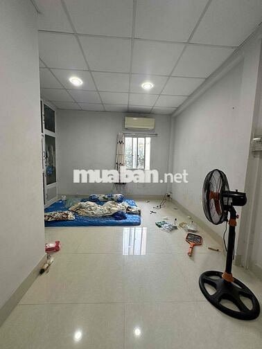 NHÀ 3 TẦNG - 64M2 - HẺM 4M - TRỊNH ĐÌNH TRỌNG GIÁP ÂU CƠ.
