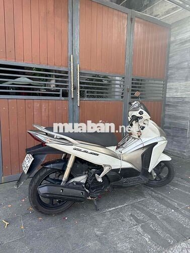 Honda Air Blade Trắng 92577 km