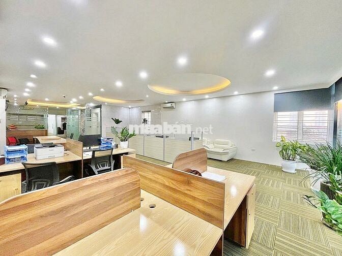Cho thuê văn phòng Nguyên Hồng 100m2 chỉ từ 14tr vuông đét mặt tiền 8m