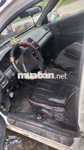 Mazda 323 1999 Trắng