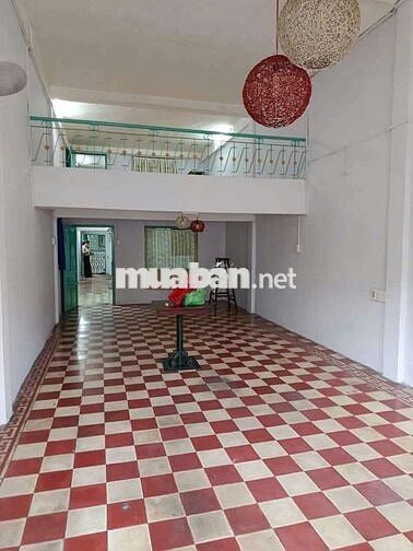 CHUNG CƯ LẦU 2 - TRẦN HƯNG ĐẠO - 110M2 - SỔ VUÔNG - NHỈNH 3 TỶ. 