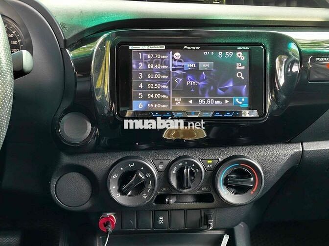 🔴 Toyota Hilux 2020 2.4 EAT Bạc Bao test
