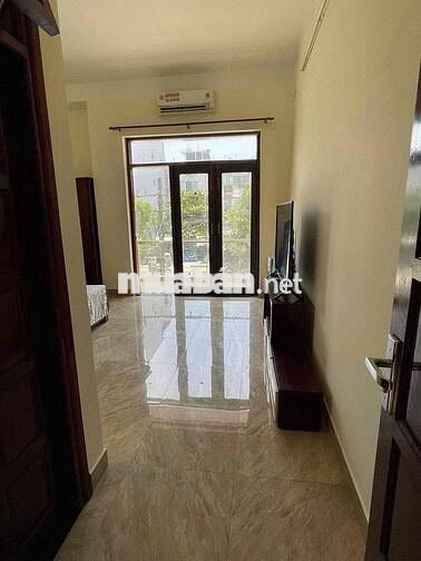 CHO THUÊ NHÀ 3 TẦNG MỚI 4PN KHU LÊ TẤN TRUNG GẦN BIỂN