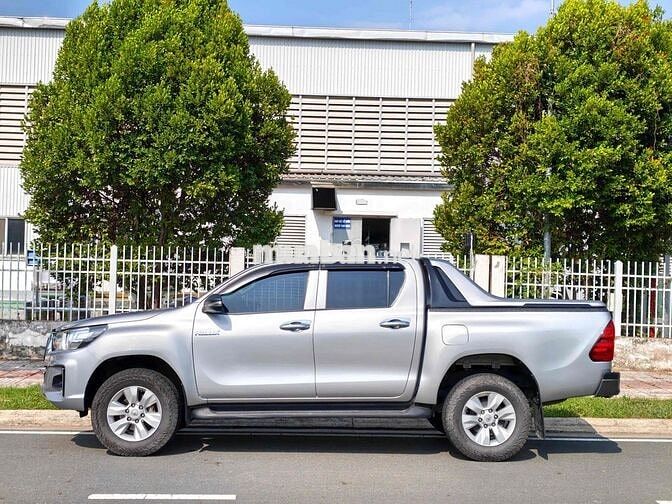 🔴 Toyota Hilux 2020 2.4 EAT Bạc Bao test