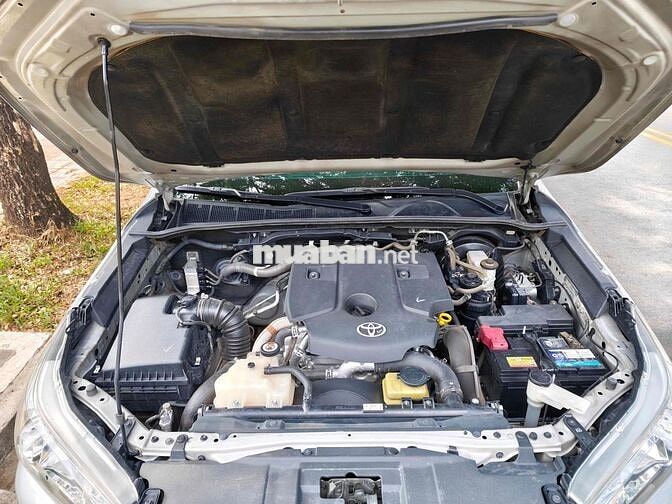 🔴 Toyota Hilux 2020 2.4 EAT Bạc Bao test