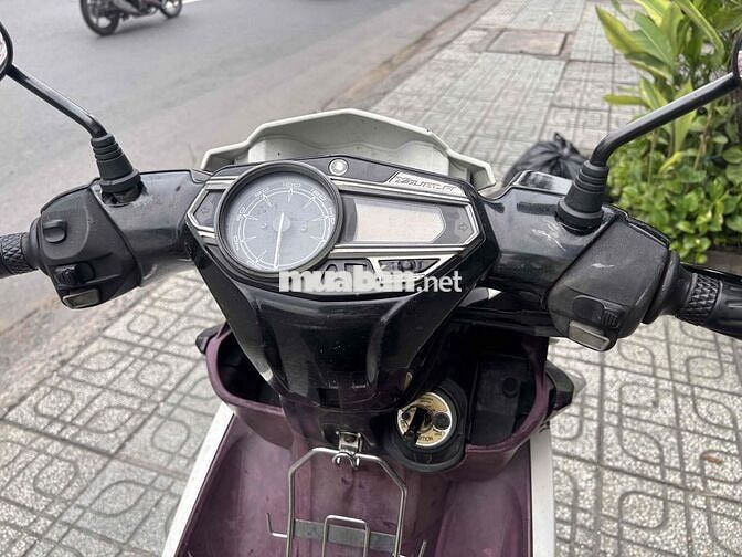 Yamaha Nouvo 2012 Trắng Đỏ