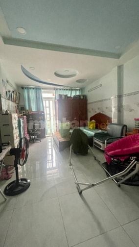Nhà mặt tiền đường 27 phường Bình Phú cần bán.