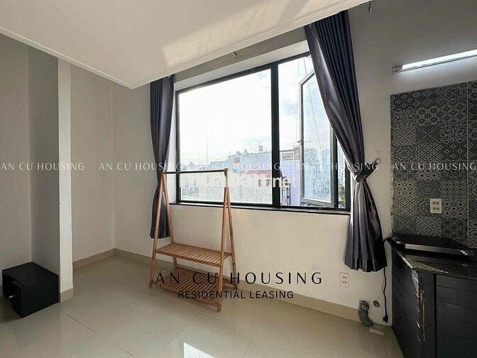 Phòng Gác Cửa Sổ To - Gần Lotte, UFM, TDT, gần Nguyễn Thị Thập