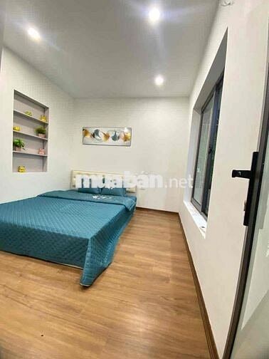 Bán tập thể mặt phố Thi Sách 80m, 2PN, sát Phố Cổ, ô tô đỗ cửa