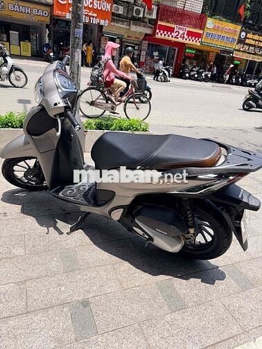 Honda SH Mode 2022 Bạc 32158 km