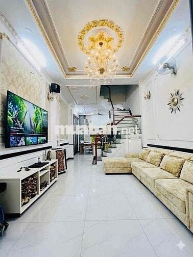 SIÊU PHẨM 4 TẦNG SÁT PHẠM VĂN ĐỒNG HIỆP BÌNH -KHU PHÂN LÔ XE HƠI ĐỖ CỬ