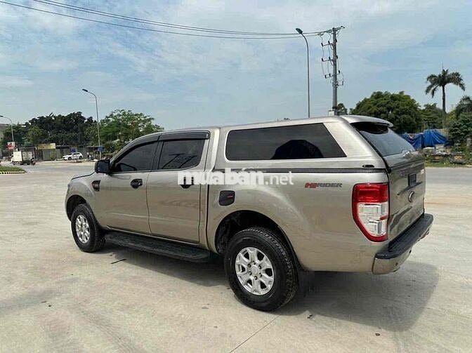Ford Ranger 2016 XLS 4x2 AT Vàng cát