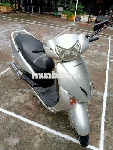 Honda Lead SCR màu Bạc