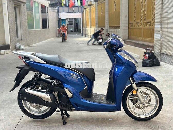 Honda SH300i Xanh 20 ngàn km