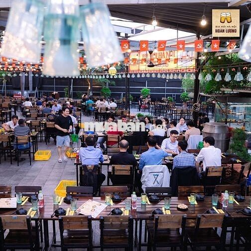 TUYỂN PHỤC VỤ QUÁN NHẬU
