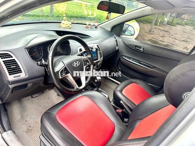 Hyundai i20 2011 Bạc 13 vạn km