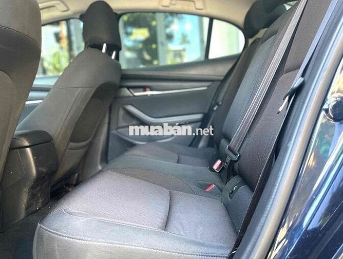 Mazda 3 đăng kí 2025 Xanh 6000 km