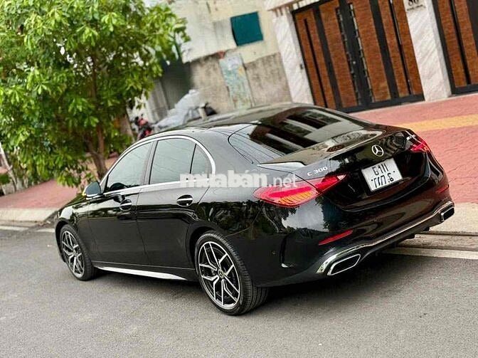 Mercedes-Benz C300 AMG 2021 Đen