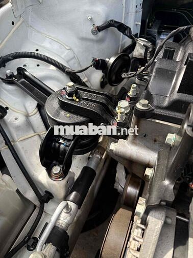 Hyundai Accent Trắng 5 chỗ